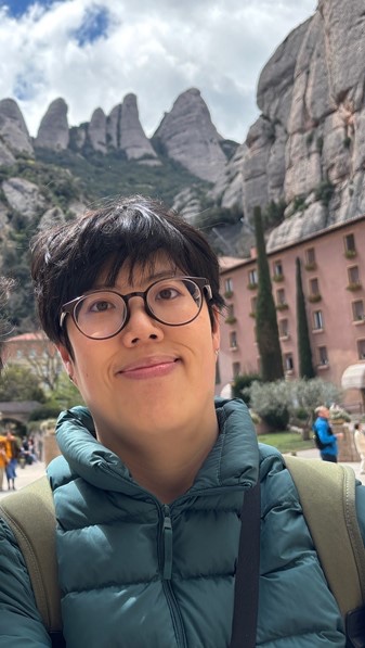 Ellen head and shoulder.jpg