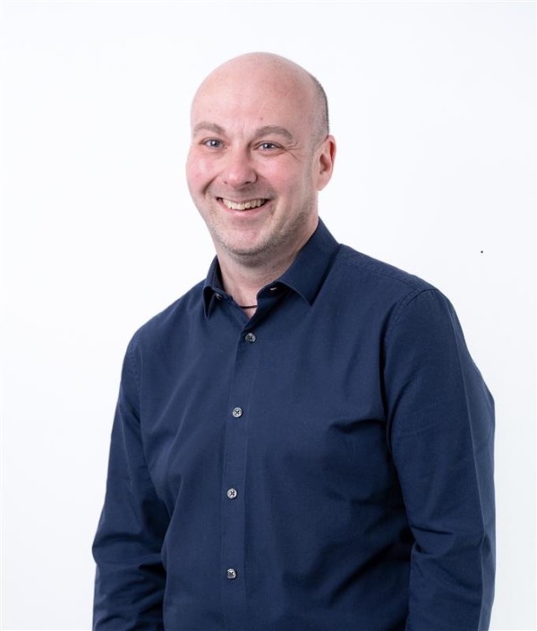 Lloyd Gregory_Profile_Photo.jpg